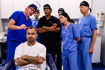 Dr. Ken Anderson teaches a Masters’ Class at the American Academy of Hair Restoration Surgery (AAHRS) in Alpharetta, GA in 2019.