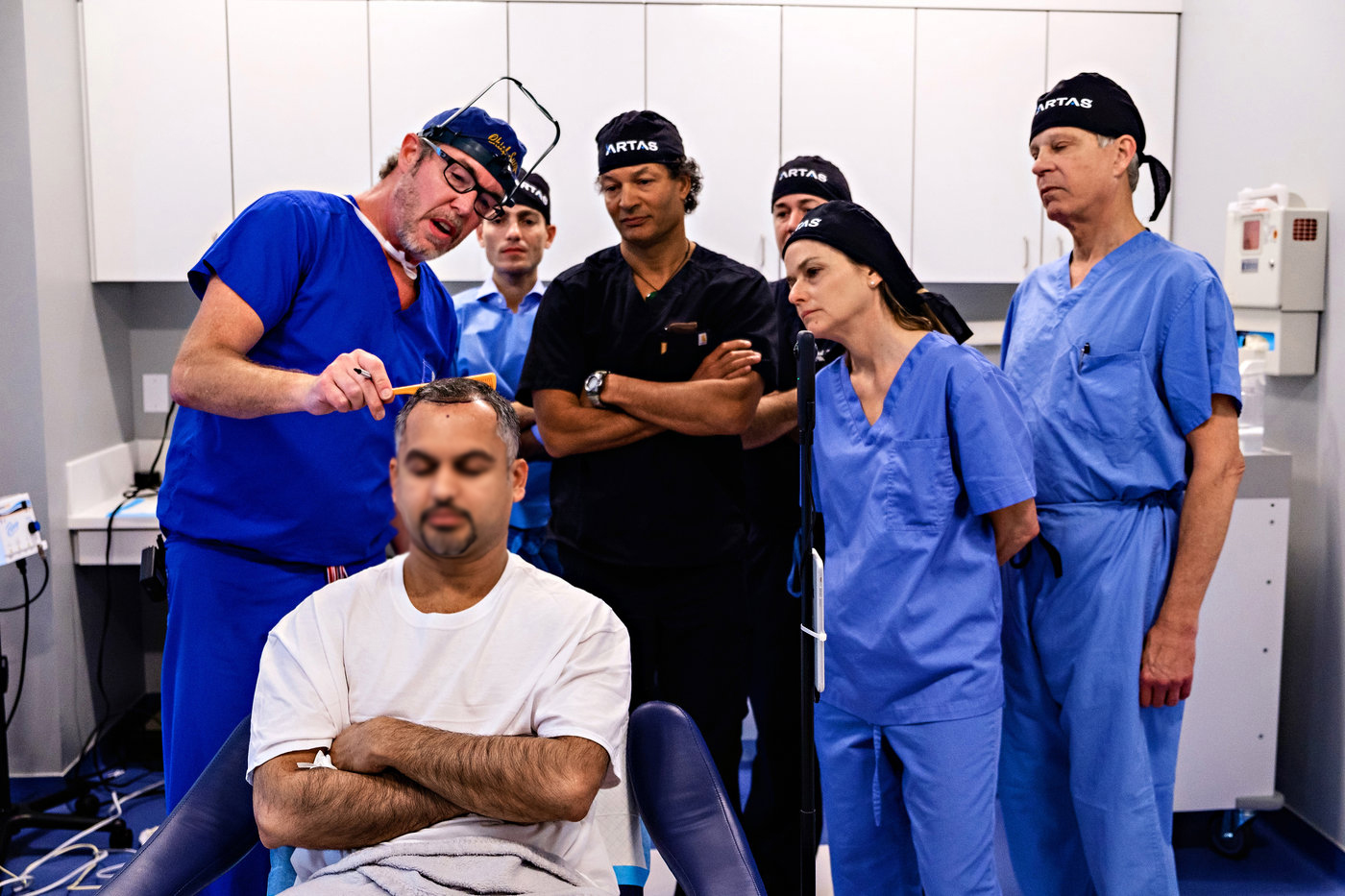 Dr. Ken Anderson teaches a Masters’ Class at the American Academy of Hair Restoration Surgery (AAHRS) in Alpharetta, GA in 2019.